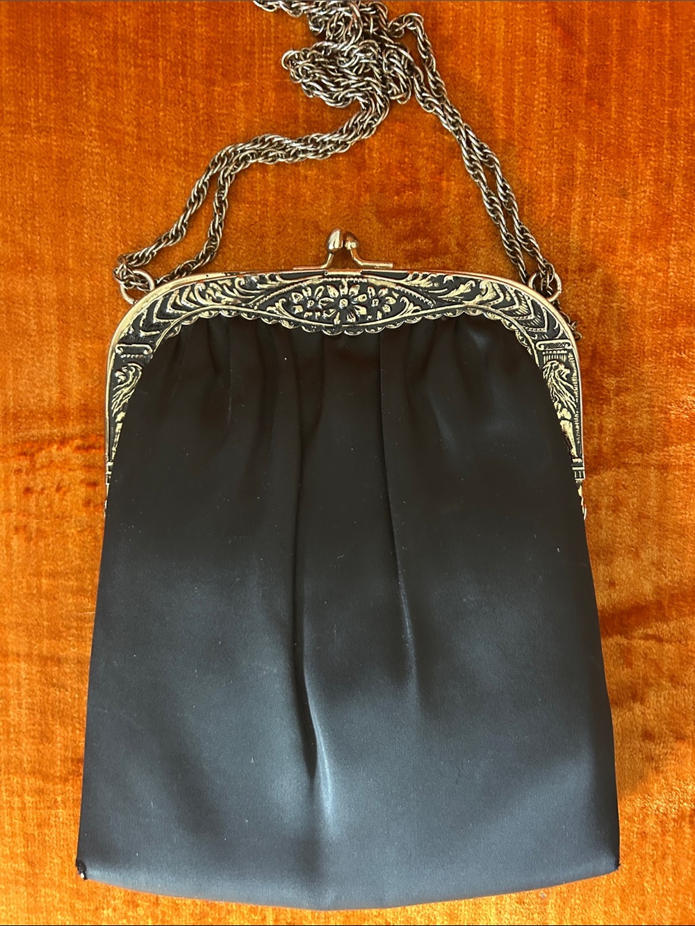 Vintage 1960s HL Made in USA Black Evening Kiss-Lock Satin Bag with Chain